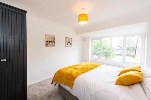 Fabulously presented 3 / 4 bedroom home in Halewood Fabulously presented 3 / 4 bedroom home in Halewood