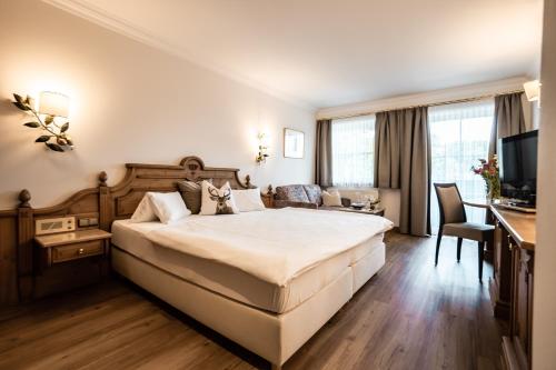 Hotel Hubertushof in Anif Hotel Hubertushof in Anif