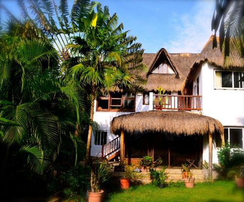 Hotel Que Onda