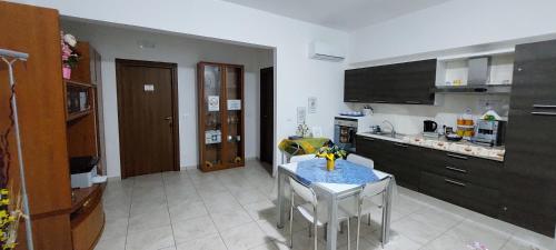 อาหารและเครื่องดื่ม, Lincoln B&B in กลางเมืองกาแซร์ตา อาหารและเครื่องดื่ม, Lincoln B&B in กลางเมืองกาแซร์ตา