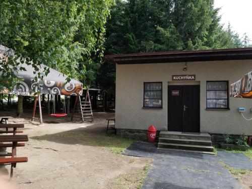Sykovec Karavan Sýkorka (Sykovec Karavan Sykorka) in วลาโชวิช Sykovec Karavan Sýkorka (Sykovec Karavan Sykorka) in วลาโชวิช