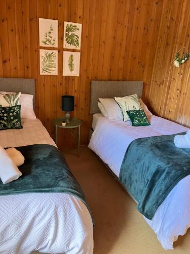 Lochside Lodge in Lairg Lochside Lodge in Lairg