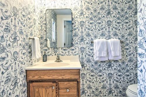Lovely Fenwick Island Home Bay and Canal Views in Selbyville Lovely Fenwick Island Home Bay and Canal Views in Selbyville