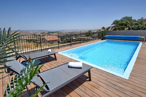 Swimming pool, The Container luxury holiday resort for Couples in Tiberias Swimming pool, The Container luxury holiday resort for Couples in Tiberias