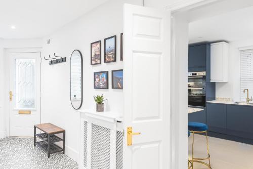 Lobi, Stunning 2 bedroom apartment in fantastic location in Stoke Bishop Lobi, Stunning 2 bedroom apartment in fantastic location in Stoke Bishop