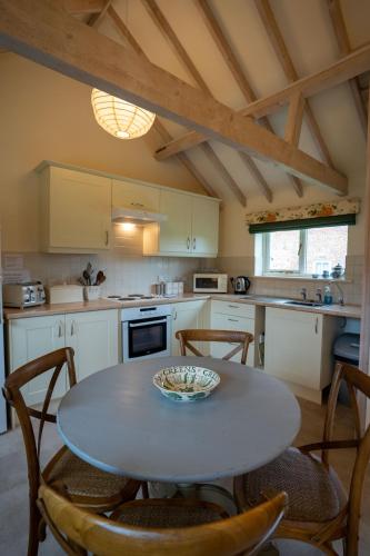 bucătărie, The Calf Shed - cozy cottage in peaceful Norfolk countryside in Beccles bucătărie, The Calf Shed - cozy cottage in peaceful Norfolk countryside in Beccles