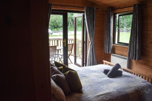 Lodge at Loch Lomond in Rowardennan Lodge at Loch Lomond in Rowardennan
