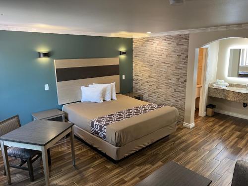 Walnut Inn & Suites West Covina in 西柯汶納 Walnut Inn & Suites West Covina in 西柯汶納