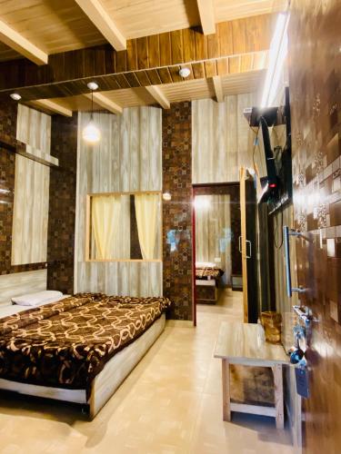 Hotel sun paradise in Найнитал Hotel sun paradise in Найнитал
