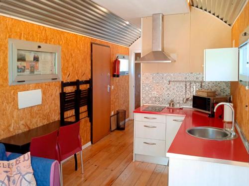 Konyha, El Vagón de Baides (El Vagon de Baides) in Aragosa Konyha, El Vagón de Baides (El Vagon de Baides) in Aragosa