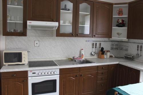 Cocina, Domek u lesa in Bitov Cocina, Domek u lesa in Bitov