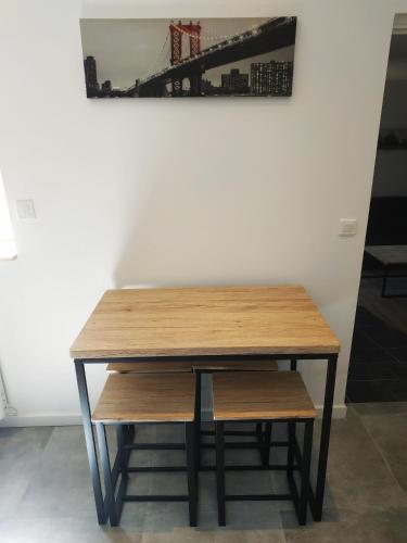 Instalaciones, Le New York de Marchaux 2 in Marchaux Instalaciones, Le New York de Marchaux 2 in Marchaux