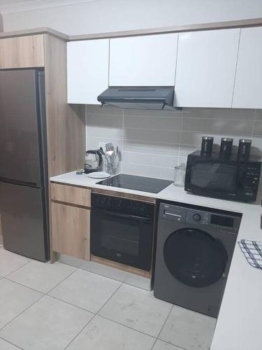 The Blyde Crystal lagoon Lovely 2 bedroom apartment with Pretoria's beach in Boschkop The Blyde Crystal lagoon Lovely 2 bedroom apartment with Pretoria's beach in Boschkop