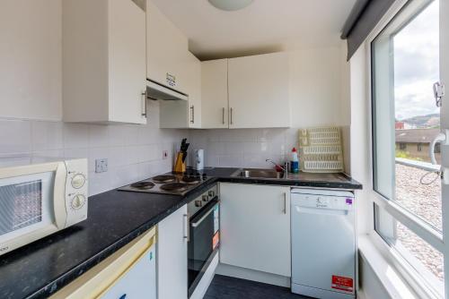 Kitchen, Destiny Student – Murano (Campus Accommodation) in Edinburgh Kitchen, Destiny Student – Murano (Campus Accommodation) in Edinburgh