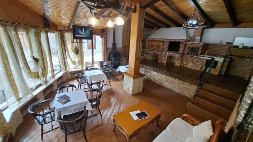 Étterem, Hanul Vanatorului in Peștișani Étterem, Hanul Vanatorului in Peștișani