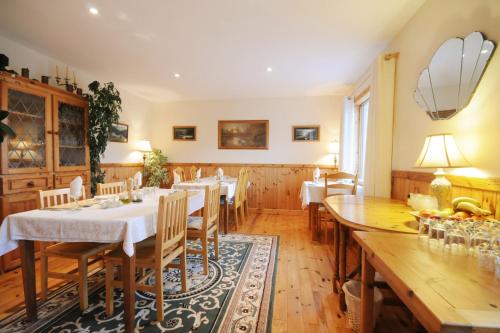 Facilities, Lough Dan House in Wicklow Facilities, Lough Dan House in Wicklow