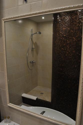 This photo about Elegant Hotel shared on HyHotel.com