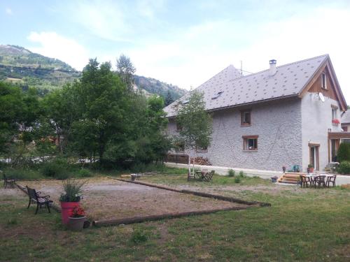 This photo about Gite les Foulons shared on HyHotel.com