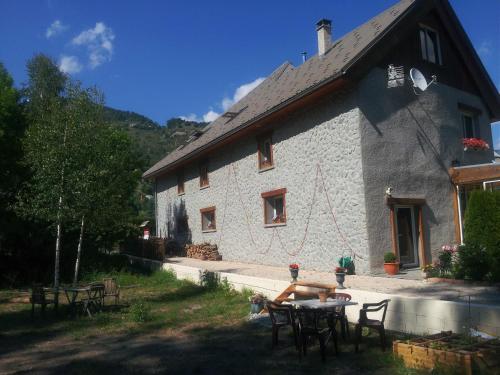 This photo about Gite les Foulons shared on HyHotel.com