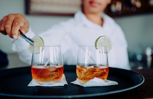 Bar/ Salón, Hotel Reloj in Puerto Plata Bar/ Salón, Hotel Reloj in Puerto Plata