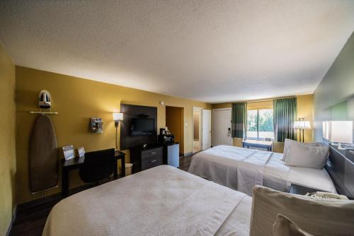 Relax Inn and Suites Kuttawa in Kuttawa (KY) Relax Inn and Suites Kuttawa in Kuttawa (KY)