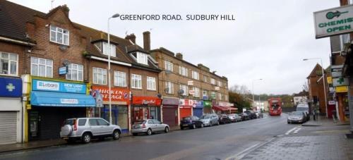 Entire apartment for 4 guests 2 double Rooms in London - Next to Sudbury hill tube station in Wembley Entire apartment for 4 guests 2 double Rooms in London - Next to Sudbury hill tube station in Wembley