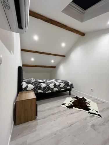 Guestroom, Location Marseille 9eme in Redon Guestroom, Location Marseille 9eme in Redon