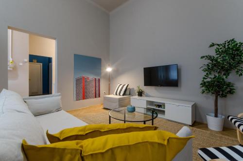 Delux Apartment In City Center.