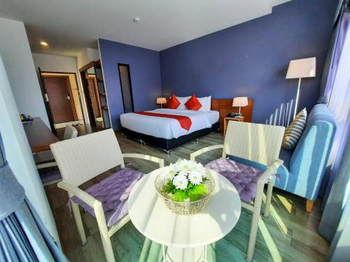 Comet Hotel Surat Thani near Vibhavadi-Rangsit Golf Course Comet Hotel Surat Thani near Vibhavadi-Rangsit Golf Course