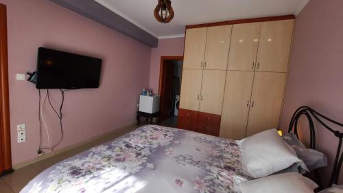 IOANNIS - Room with balcony near Limnopula in Като Ахайя IOANNIS - Room with balcony near Limnopula in Като Ахайя