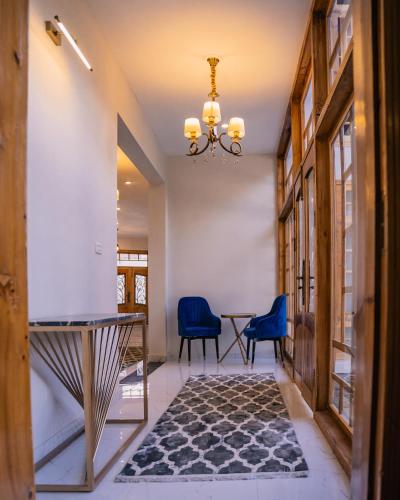 Palvelut, ISLE OF HIGHLAND TOURS GUEST HOUSE in Gilgit Palvelut, ISLE OF HIGHLAND TOURS GUEST HOUSE in Gilgit