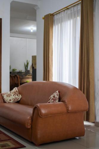 villa malaika gratis sarapan near Rumah Sakit Karisma Cimareme villa malaika gratis sarapan near Rumah Sakit Karisma Cimareme