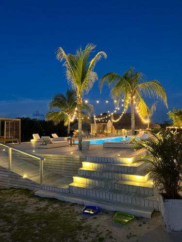 Swimming pool, Quinta del Mar Crystal Beach in Isla Tintipan Swimming pool, Quinta del Mar Crystal Beach in Isla Tintipan