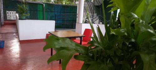 Shady transit hotel in Negombo Shady transit hotel in Negombo