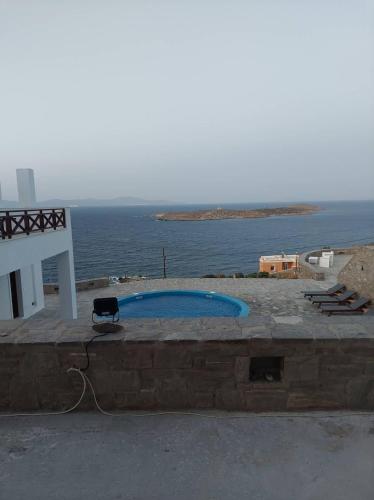 Villas El Paradiso near Syros Island National Airport Villas El Paradiso near Syros Island National Airport