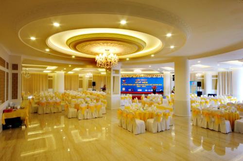 Nha Trang Palace Hotel in Nha Trang Nha Trang Palace Hotel in Nha Trang