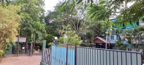 Shady transit hotel in Negombo Shady transit hotel in Negombo