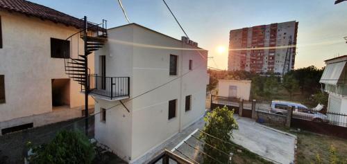 ALIKO's peaceful house, close to bus terminal in Laprake ALIKO's peaceful house, close to bus terminal in Laprake