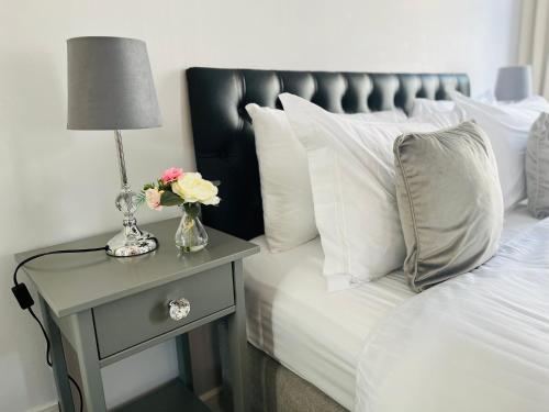 Trinity Apartments Four 1-Bedroom Apts Waterford City Centre in Ballybricken Trinity Apartments Four 1-Bedroom Apts Waterford City Centre in Ballybricken