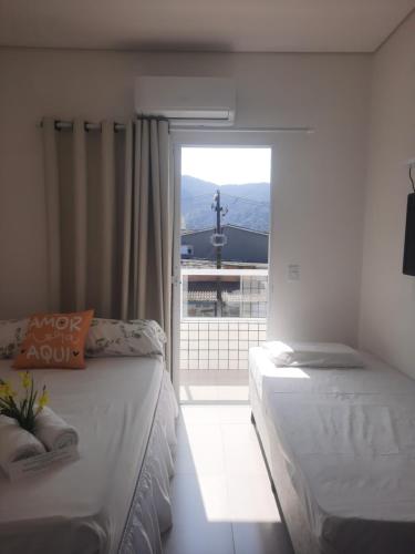 Pousada Suites Enseada Guaruja in 瓦爾內亞里奧大西洋城 Pousada Suites Enseada Guaruja in 瓦爾內亞里奧大西洋城