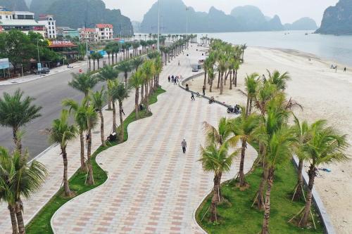 Surrounding environment, HARMONY HALONG HOTEL in Hon Gai Port Surrounding environment, HARMONY HALONG HOTEL in Hon Gai Port