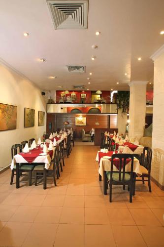 Restaurant, The Astor Hotel Kolkata in Kolkata Restaurant, The Astor Hotel Kolkata in Kolkata