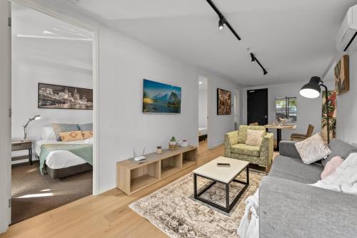 Windsor Apartments- 3bd Ground Floor Apartment in Prahran Windsor Apartments- 3bd Ground Floor Apartment in Prahran