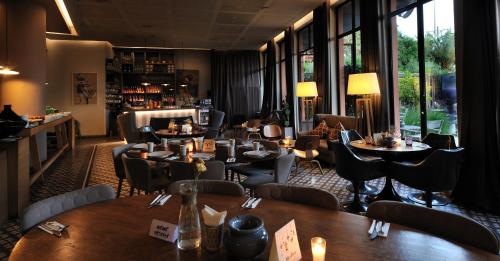 레스토랑, Novotel Marrakech Hivernage in 마라케시 레스토랑, Novotel Marrakech Hivernage in 마라케시