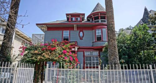 The Red Guest House in Downtown Los Angeles