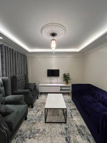 Bilik Tetamu , Luxury Modern Apartment-Langata, near Wilson Airport and close proximity to CBD in Kibera Bilik Tetamu , Luxury Modern Apartment-Langata, near Wilson Airport and close proximity to CBD in Kibera