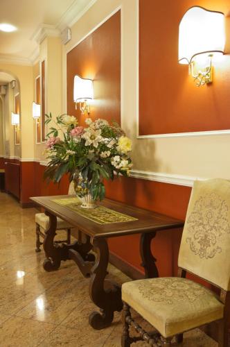 Facilities, Hotel Garda in Stazione Centrale Facilities, Hotel Garda in Stazione Centrale