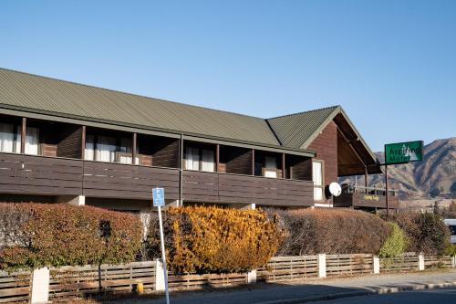 Aspiring Lodge Motel in Wanaka Aspiring Lodge Motel in Wanaka