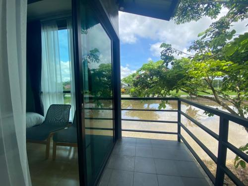 Balcony/terrace, Chid Chai Chol Resort in Wiang Sa Balcony/terrace, Chid Chai Chol Resort in Wiang Sa