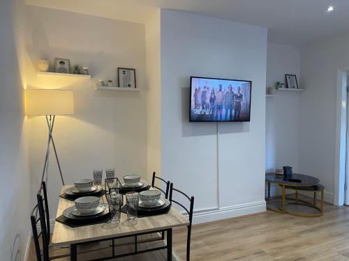 Konuk Odası, Stylish 3 bedroom flat with free parking in Benwell ve Scotswood Konuk Odası, Stylish 3 bedroom flat with free parking in Benwell ve Scotswood